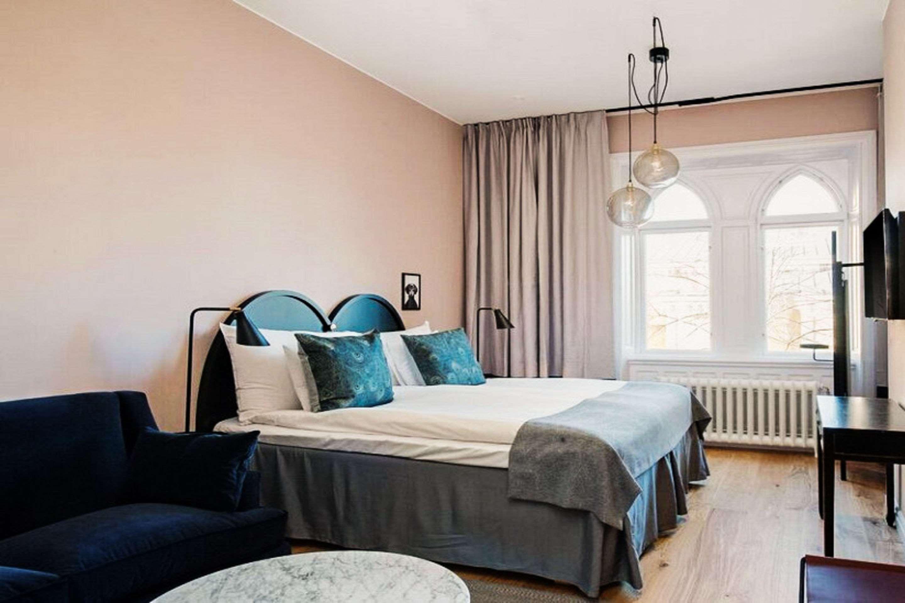 Home Hotel Borgen Йоребру Екстериор снимка