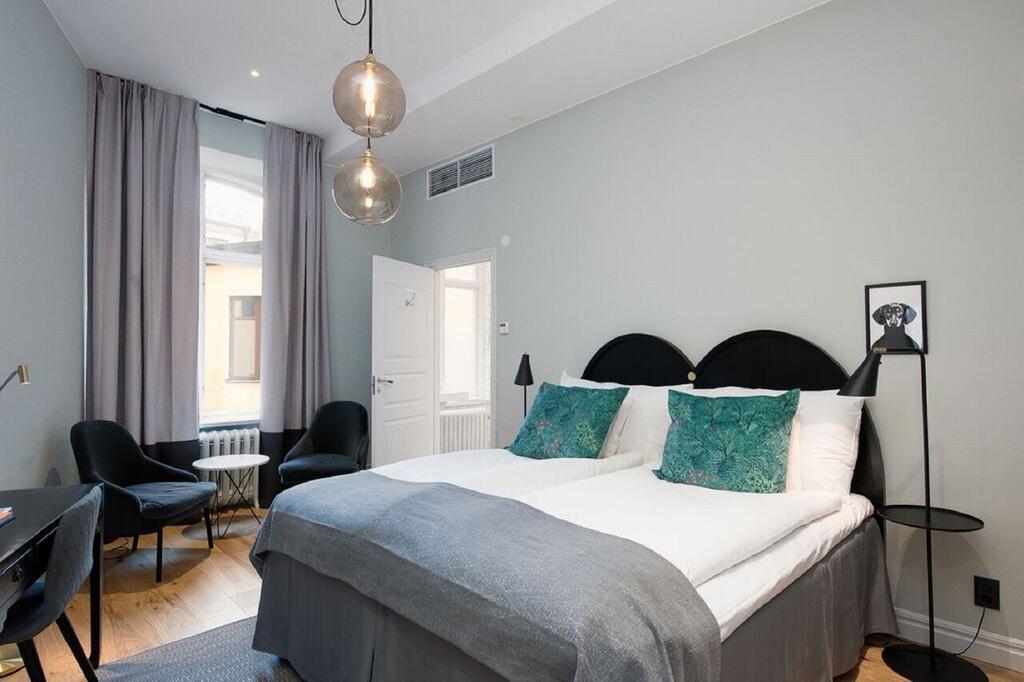 Home Hotel Borgen Йоребру Екстериор снимка