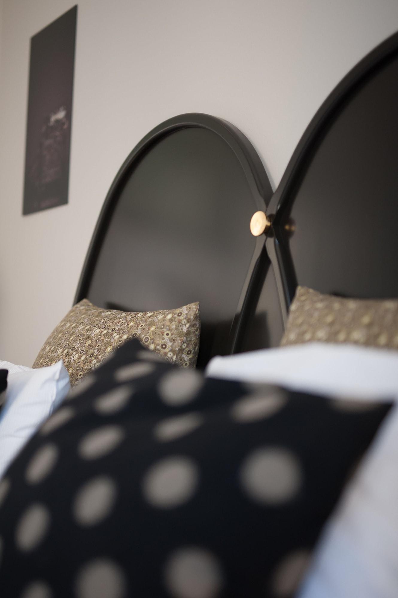 Home Hotel Borgen Йоребру Екстериор снимка